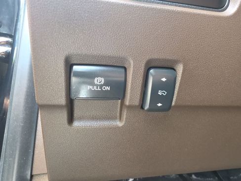 Used 2023 Ford F450 King Ranch w/ FX4 Off-Road Package AWD/4WD image 26
