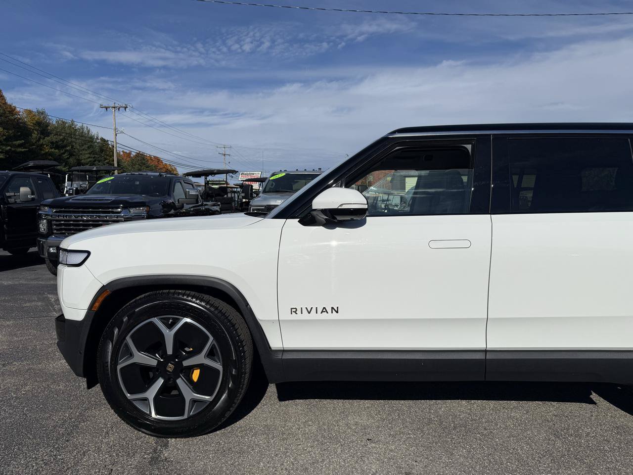 Used 2023 Rivian R1S Adventure Quad AWD/4WD image 6
