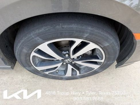 Used 2018 Honda Odyssey Elite image 14
