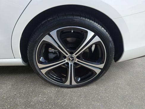 Used 2024 Mercedes-Benz C 300 Sedan image 32