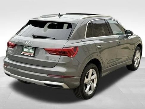 Used 2020 Audi Q3 2.0T Premium w/ Convenience Package AWD/4WD image 5