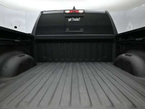 Used 2023 RAM 1500 Big Horn AWD/4WD image 7