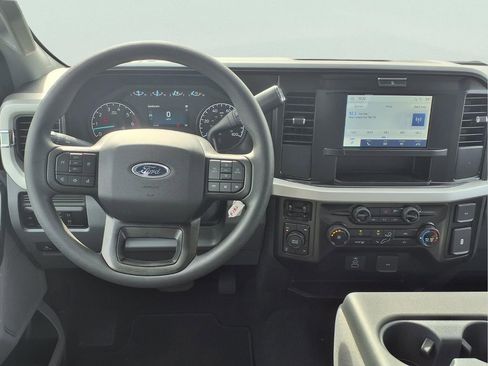 New 2026 Ford F250 XL image 4