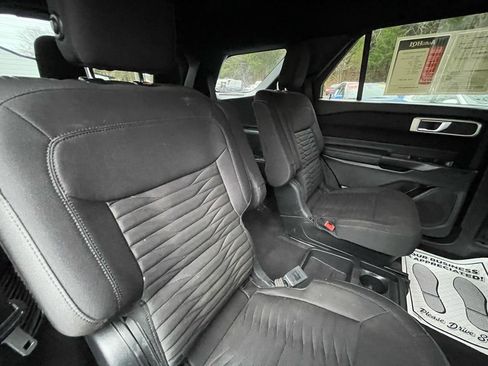 Used 2020 Ford Explorer XLT AWD/4WD image 27