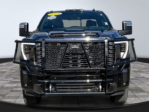 Used 2024 GMC Sierra 2500 Denali Ultimate image 3