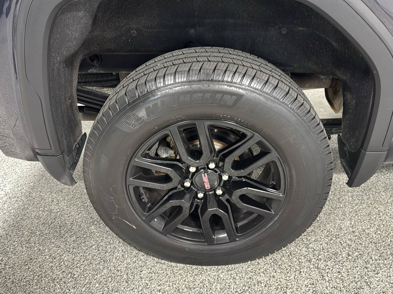 Used 2022 GMC Sierra 1500 Elevation AWD/4WD image 9