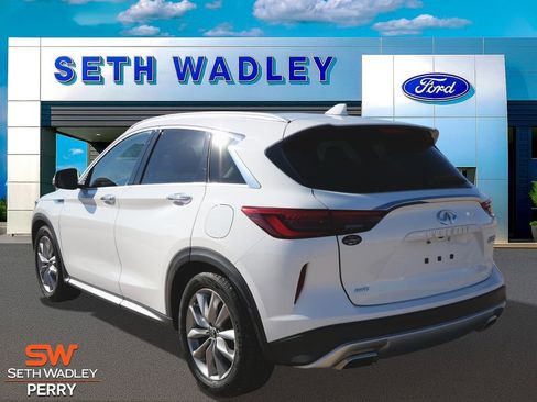 Used 2019 INFINITI QX50 Luxe w/ Navigation Package image 5