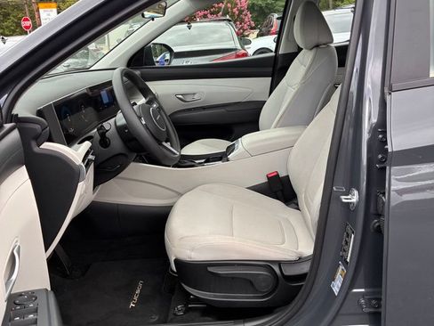 Used 2026 Hyundai Tucson SE AWD/4WD image 26
