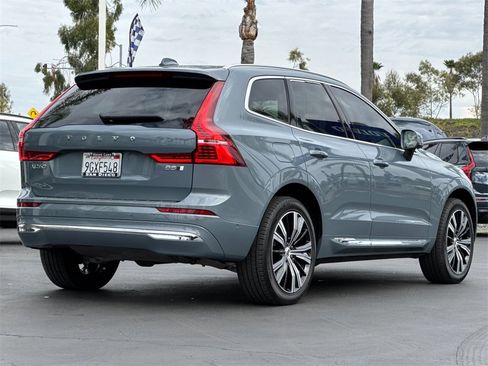 Certified 2023 Volvo XC60 B5 Plus w/ Climate Package image 5