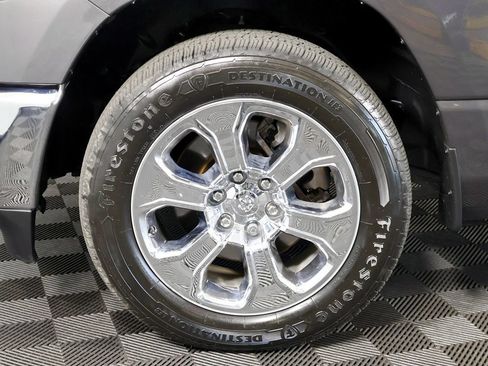 Used 2023 RAM 1500 Big Horn AWD/4WD image 50