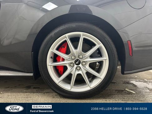 Used 2024 Ford Mustang GT Premium image 13