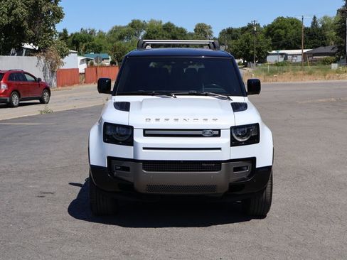 Used 2023 Land Rover Defender 110 X-Dynamic SE AWD/4WD image 2