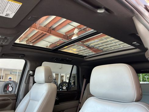 Used 2021 Chevrolet Tahoe Z71 AWD/4WD image 28