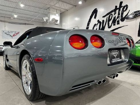 Used 2003 Chevrolet Corvette Convertible w/ Preferred Equipment Group1 RWD image 3