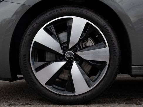 Used 2025 Audi A5 2.0T Premium Plus w/ Premium Plus image 12