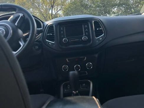 Used 2017 Jeep Compass Sport image 34