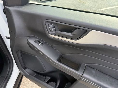 Used 2022 Ford Escape SE w/ Convenience Package image 30