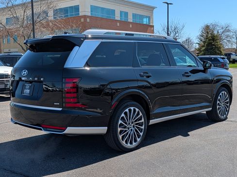 Certified 2026 Hyundai Palisade Calligraphy AWD/4WD image 5