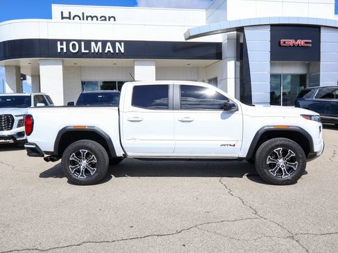 Used 2023 GMC Canyon AT4 w/ LPO, Skid Plate Package AWD/4WD image 2