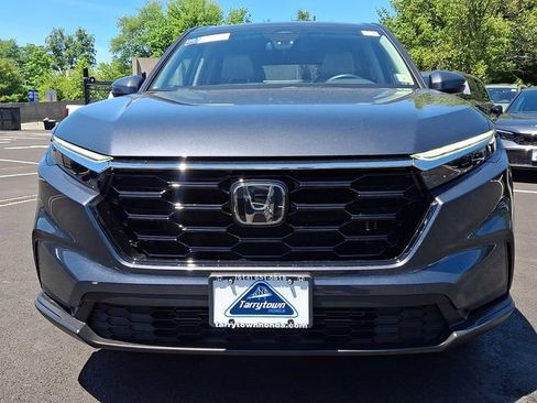 Used 2024 Honda CR-V EX image 2