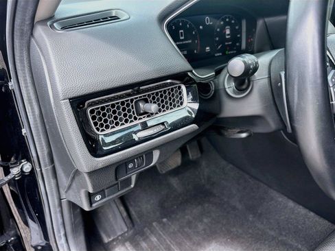 Certified 2024 Honda Civic Touring image 11