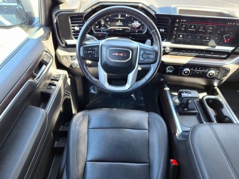 Used 2023 GMC Sierra 1500 SLT w/ SLT Premium Package AWD/4WD image 11