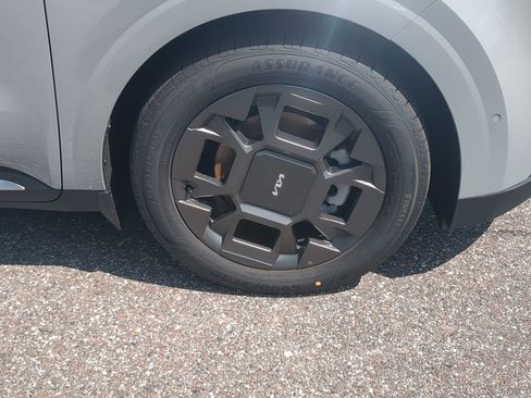 New 2026 Kia Carnival SX image 10