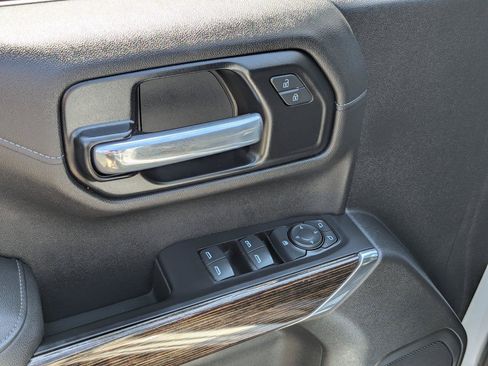 Used 2021 GMC Sierra 1500 Elevation AWD/4WD image 11