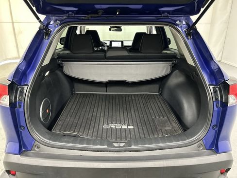 Used 2024 Toyota Corolla Cross LE w/ Moonroof Package AWD/4WD image 22