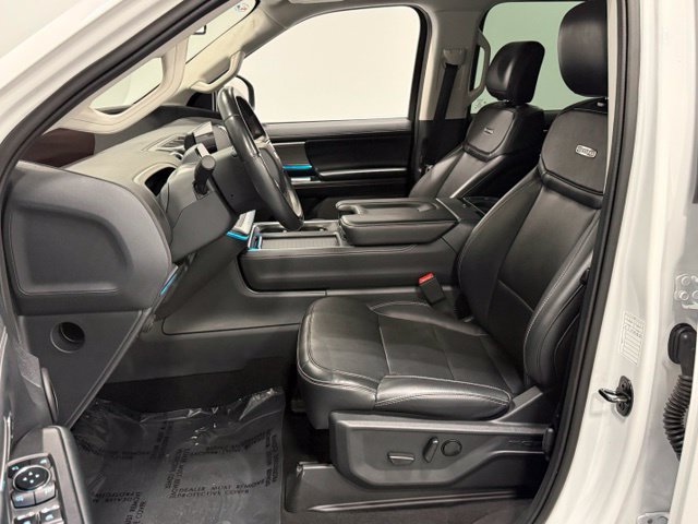 Used 2025 Ford Expedition Max Platinum AWD/4WD image 10