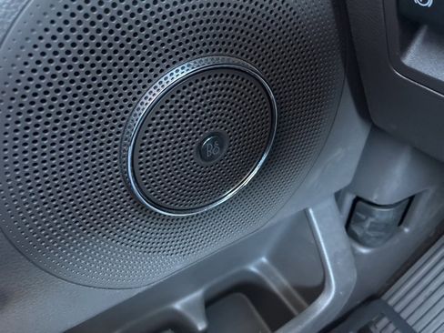 Used 2021 Ford Expedition Limited image 15