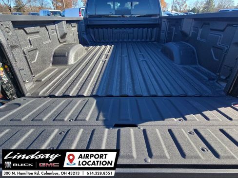 New 2026 GMC Sierra 3500 Denali w/ Denali Reserve Package image 27