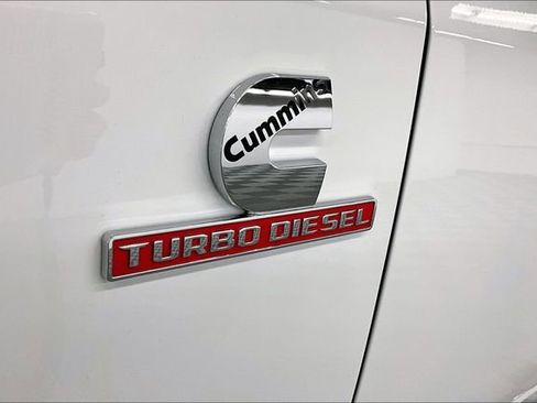 Used 2024 RAM 3500 Tradesman w/ Chrome Appearance Group image 33