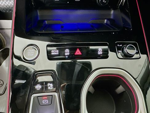 New 2026 Audi A6 Premium Plus AWD/4WD image 30