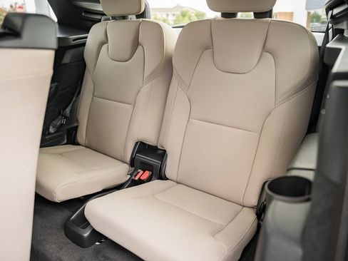 New 2026 Volvo XC90 T8 Plus image 27