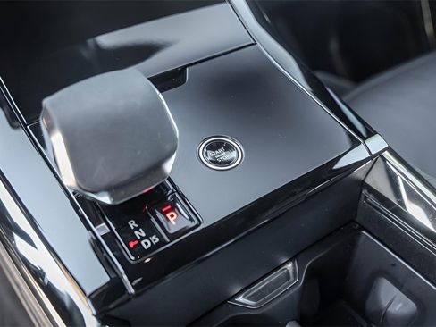 Used 2024 Land Rover Range Rover Sport Dynamic SE image 20