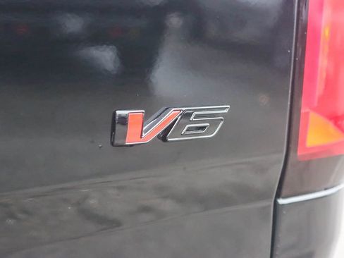 Used 2022 Chevrolet Colorado Z71 image 10