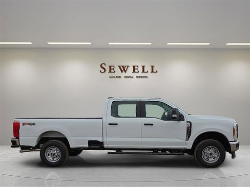 New 2025 Ford F250 XL w/ XL Driver Assist Package image 5
