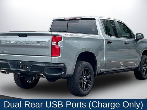 Used 2025 Chevrolet Silverado 1500 LT Trail Boss w/ Convenience Package II AWD/4WD image 9
