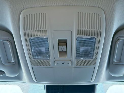 Used 2025 MAZDA CX-5 AWD 2.5 S w/ Preferred Package image 24