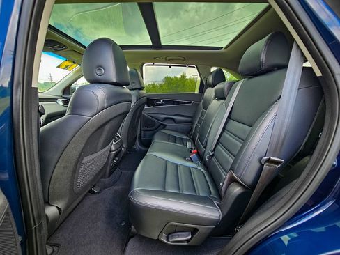 Used 2019 Kia Sorento EX w/ EX Touring Package FWD image 32