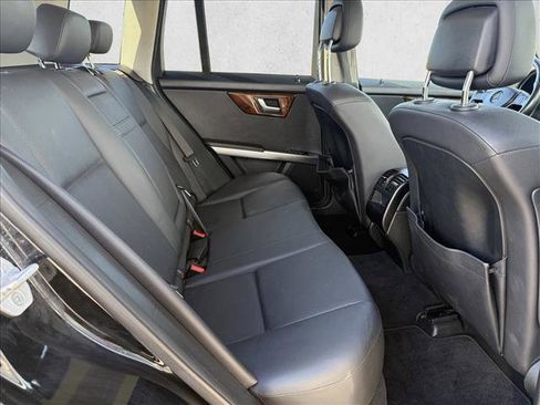 Used 2015 Mercedes-Benz GLK 350 2WD image 19