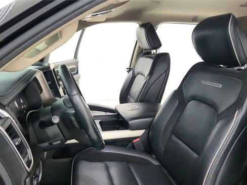 Used 2020 RAM 1500 Laramie AWD/4WD image 27