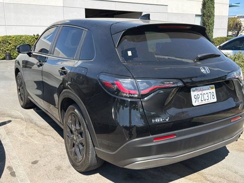 Certified 2025 Honda HR-V Sport image 5
