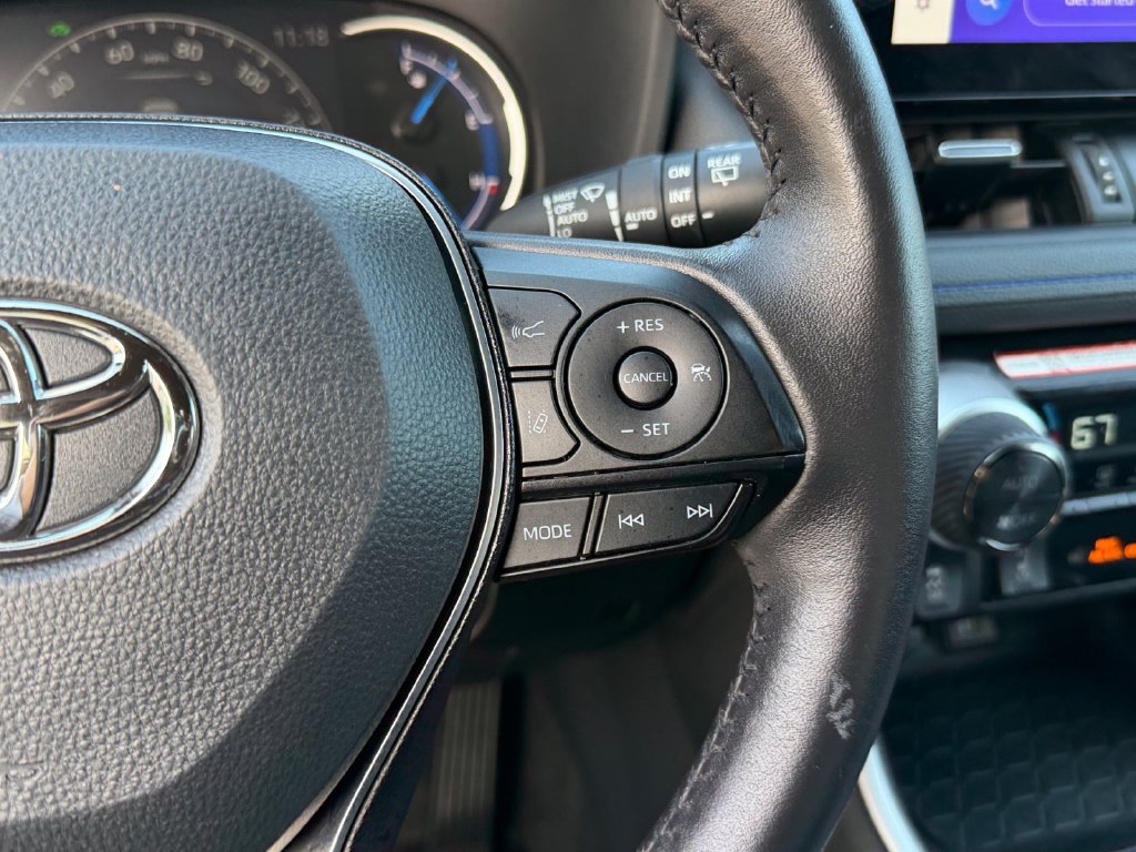 Used 2024 Toyota RAV4 XSE w/ Weather Package AWD/4WD image 19