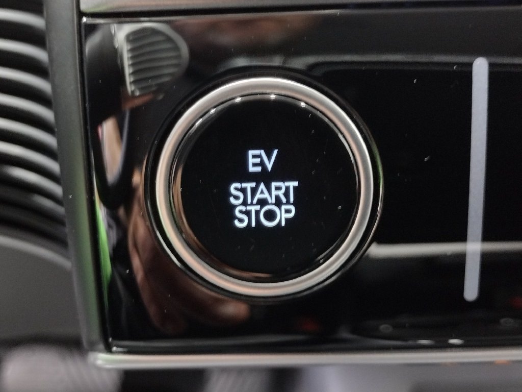 New 2026 Hyundai Ioniq 5 SEL AWD/4WD image 32