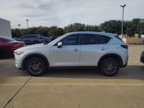 Used 2019 MAZDA CX-5 Sport image 2