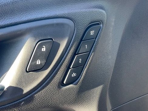 Used 2023 Buick Encore GX Essence w/ Experience Buick Package image 16