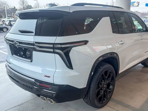 New 2026 Chevrolet Traverse RS image 7