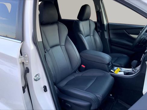 Used 2022 Subaru Ascent Limited w/ Technology Package AWD/4WD image 9